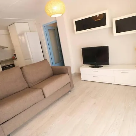 Apartamento A 50 Metros Del Mar En Vilafortuny, Cambrils *