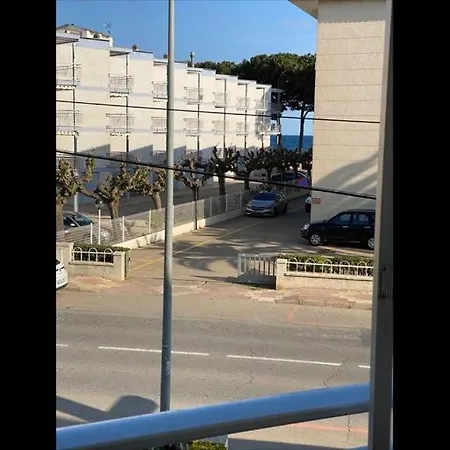 Apartamento A 50 Metros Del Mar En Vilafortuny, Cambrils Apartment